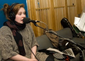 Adele_singing_live