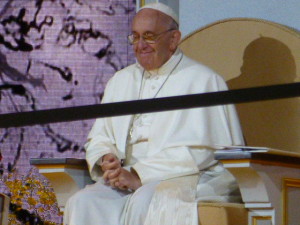 pope watching aretha
