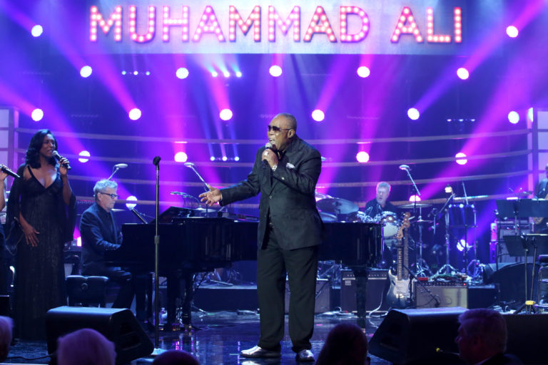 Harrison Ford, Sharon Stone, Sam Moore, David Foster Raise Millions for 23rd Annual Celebrity Fight Night