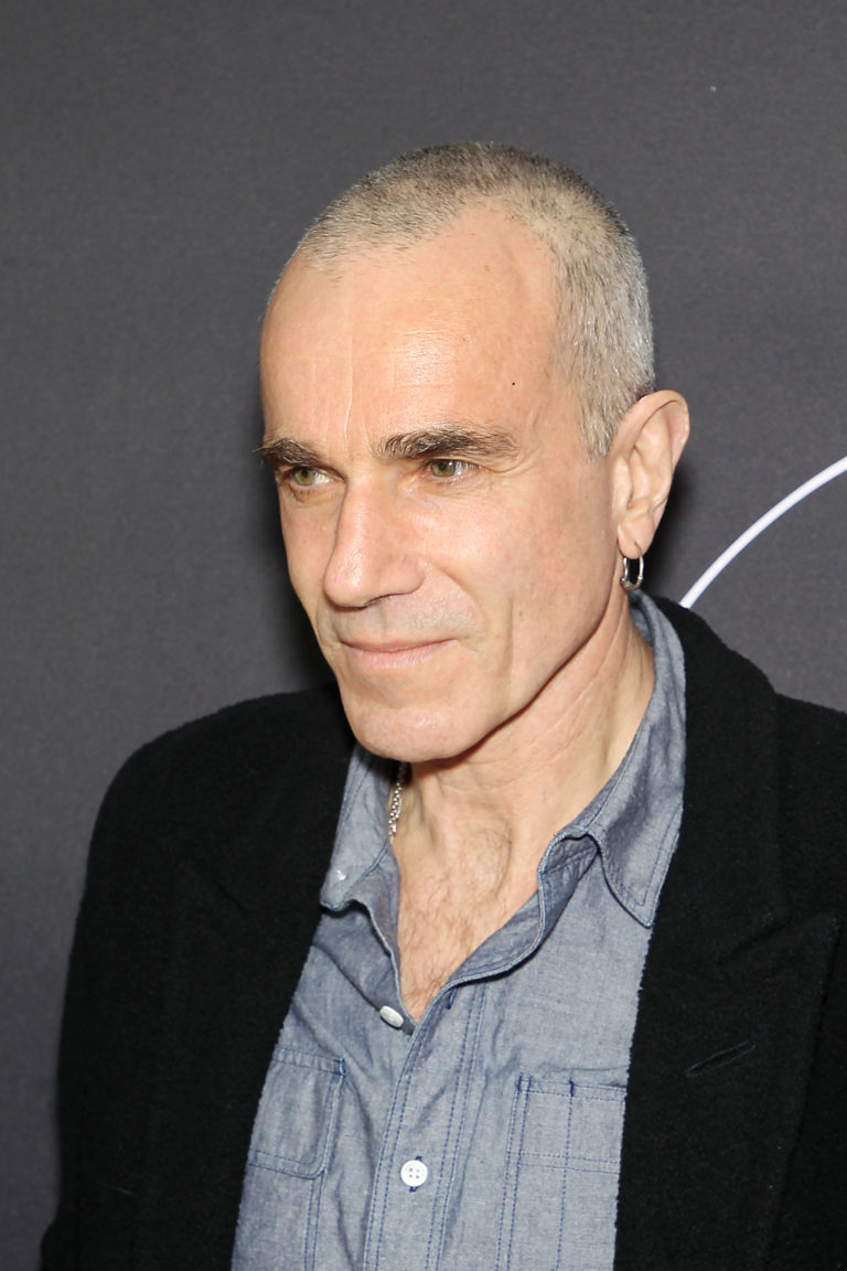Flash: Daniel Day Lewis’s Film Return Set for Early October, “Anemone” Directed & Co-Written by Son Ronan