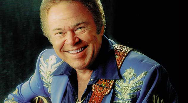 Beloved Country Legend, Superstar, Roy Clark Dies at Age 85, Co-Hosted “Hee Haw” | Showbiz411