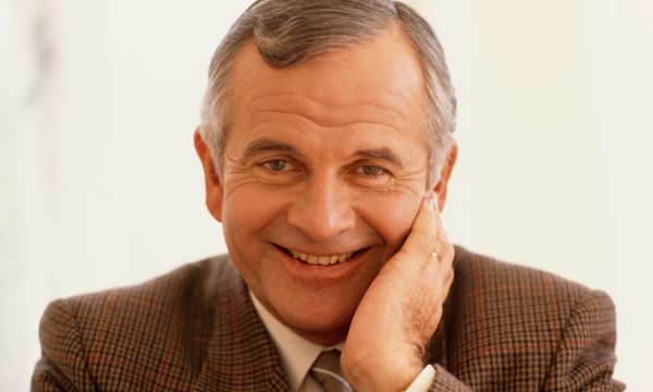 RIP Sir Ian Holm, 88, Beloved Actor, Oscar Nominated for “Chariots of Fire,” Starred in “Lord of the Rings,” “The Sweet Hereafter”