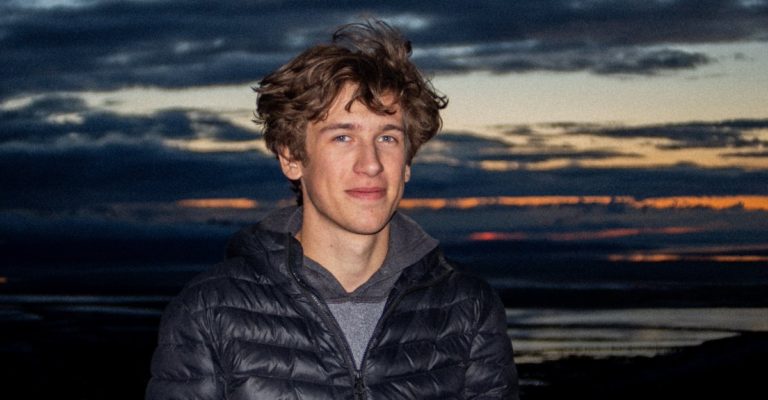 Wyatt Pike, Who Mysteriously Left “American Idol” Mid-Season Lands a Live Gig on Staten Island