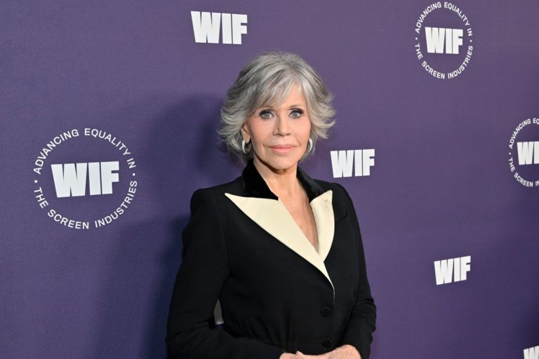Bravo: Jane Fonda Receives Inaugural Annual Award Named for Her from Women in Film