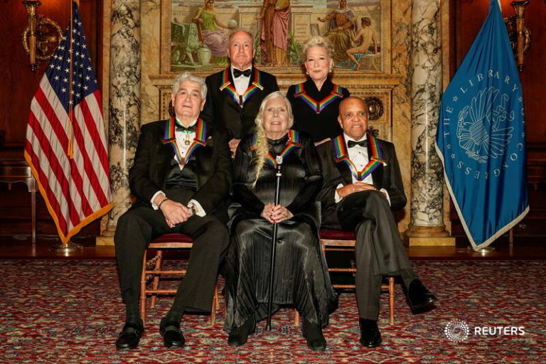 More Kennedy Center: Adele Narrates Film Clip, Goldie Hawn Toasts Bette Midler, Tina Fey MIA for Lorne Michaels, Paul Simon Performs