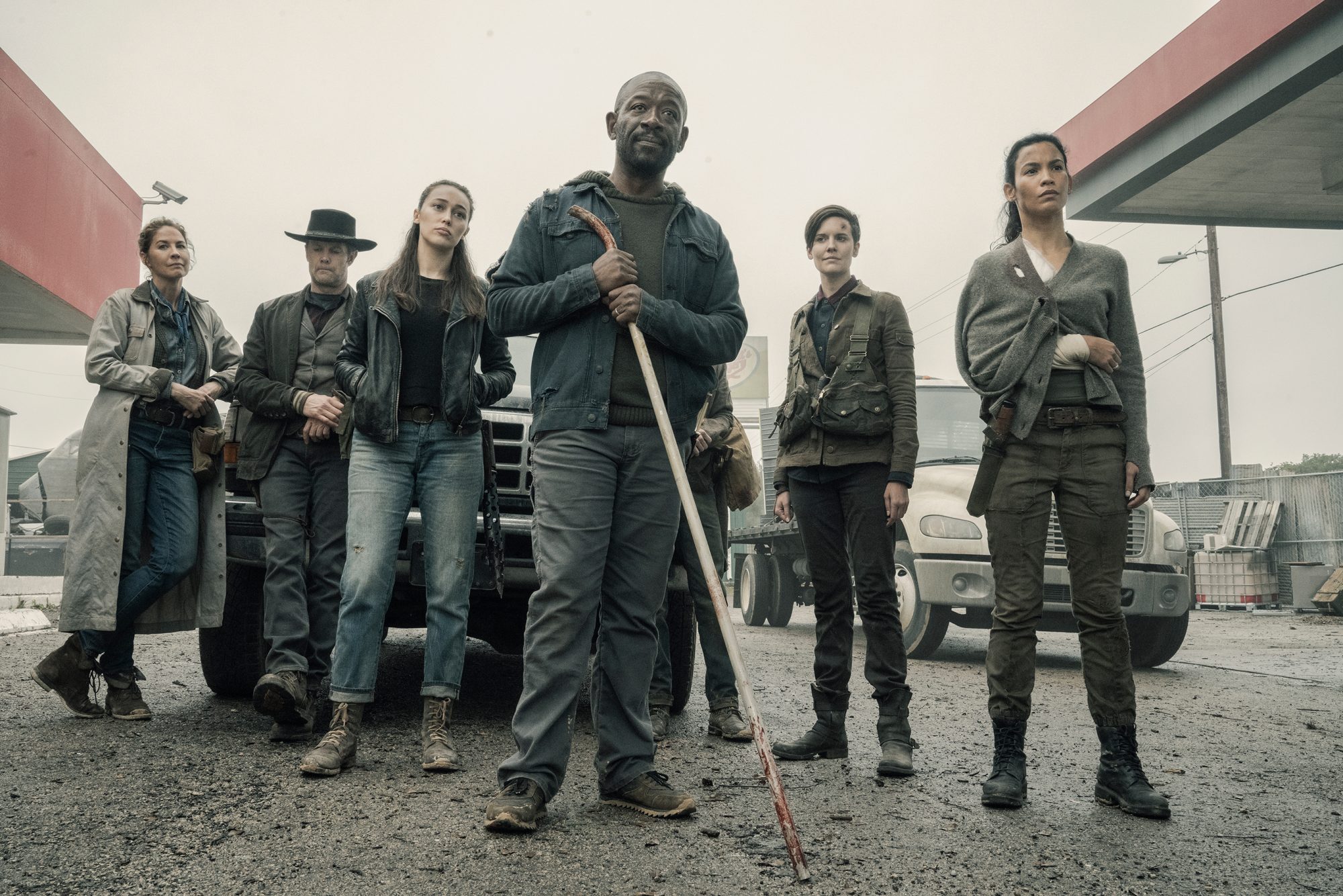 Exclusive Zombie Apocalypse As Fear The Walking Dead Filming Finale 