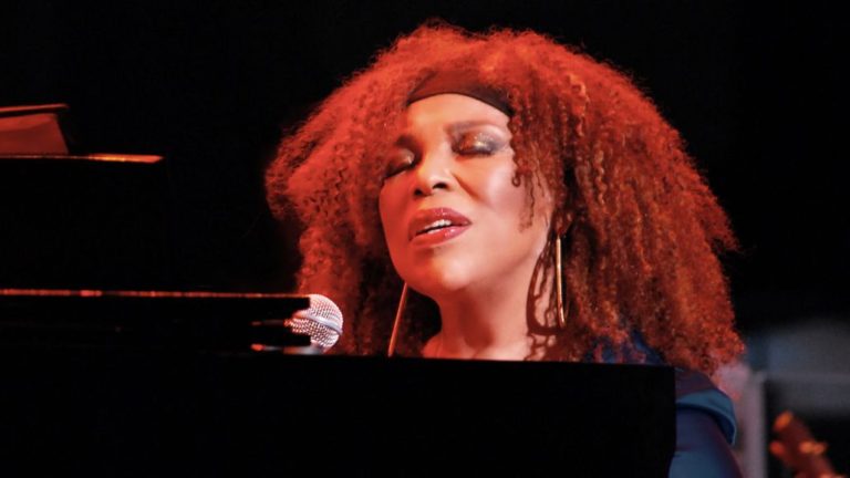 Roberta Flack’s “Missing” Beatles Album Among Dozen Now in Top 100, Takes the Top of Singles Chart