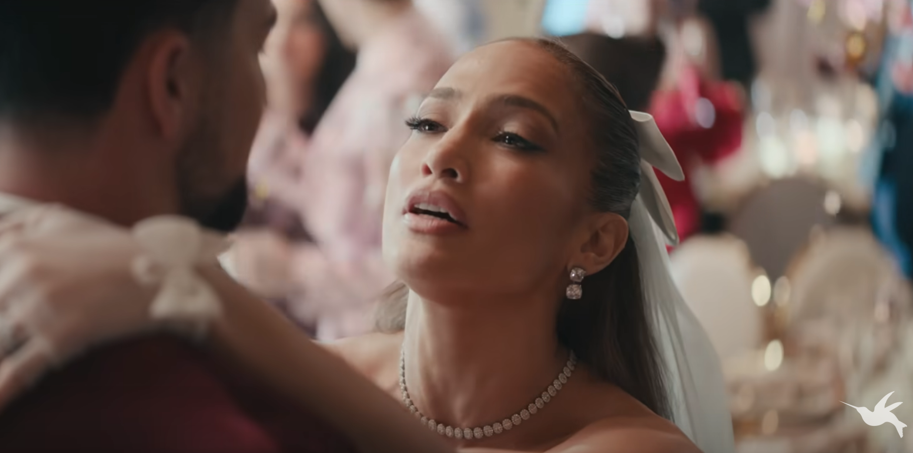 Jennifer Lopez's comeback single Can't get Enough