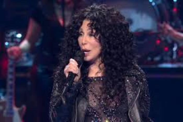 Cher Steals Dazzling “SNL 50” All Star Music Show in Front of A List Radio City Audience, First Time Back Since 1987