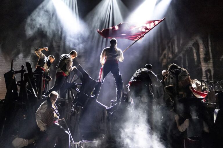 Kennedy Center “Les Miz” Debacle: Boos for Trump, Drag Queens, Empty Seats, $2 Mil Donors Mixed with Guests in Jeans, Missing Cast