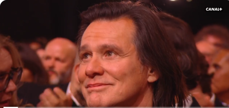 Has Jim Carrey Been Cloned? Internet Goes Crazy When Lookalike Picks Up An Award in France with Altered Face, Different Color Eyes